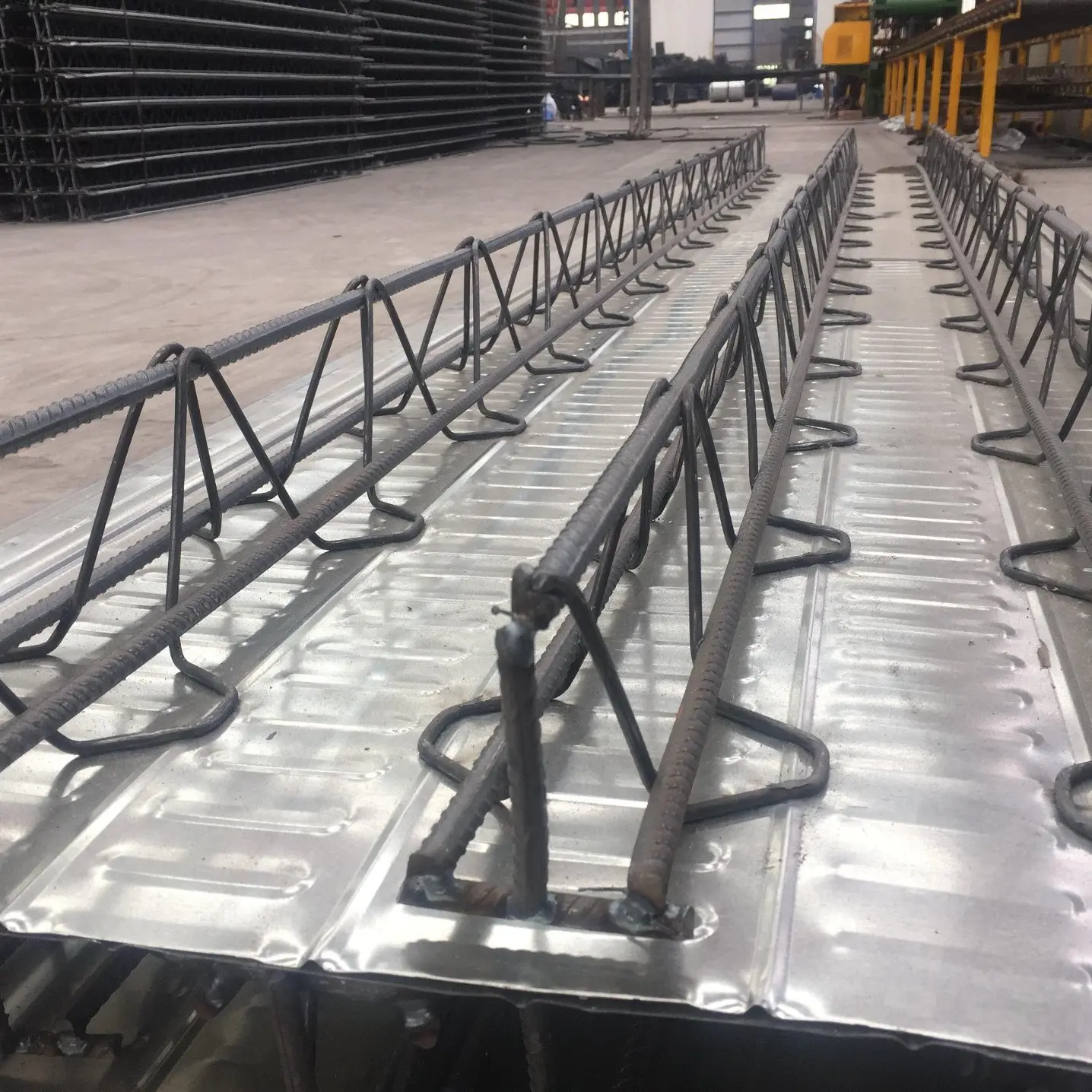steel truss floor slab (1).jpg