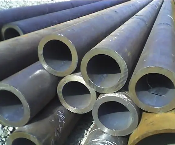 Seamless Steel Pipe (3).jpg