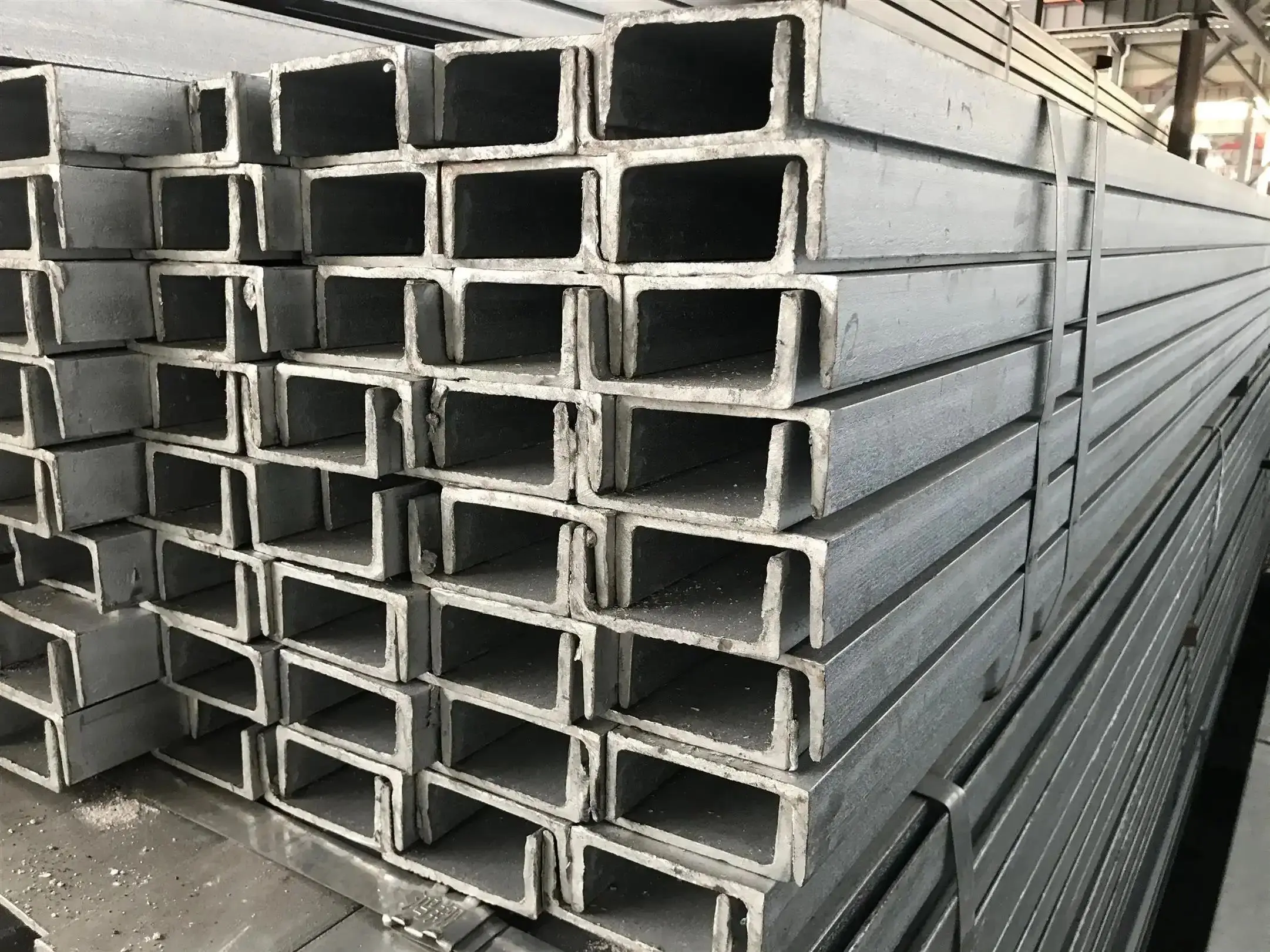 Q195 Q235 Q355, C-shaped Steel Channel_6.jpg