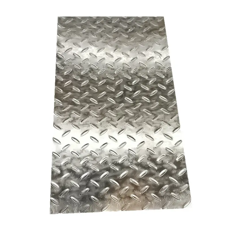 Hot Selling Pattern Customizable Q235 Checkered Steel Plate for Equipment Surrounding Baseplate