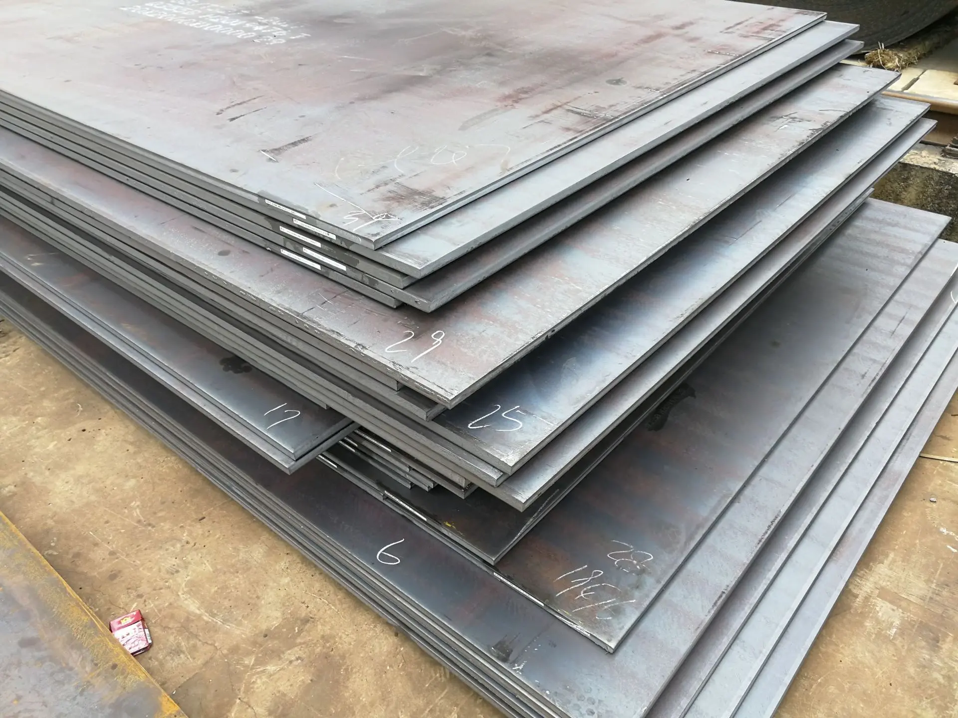 Hot rolled steel plate (3).jpg