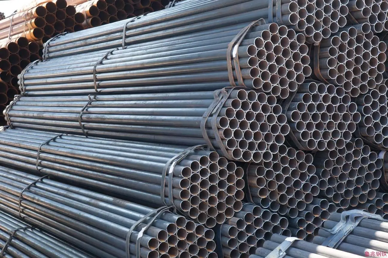 Welded pipe (3).jpeg