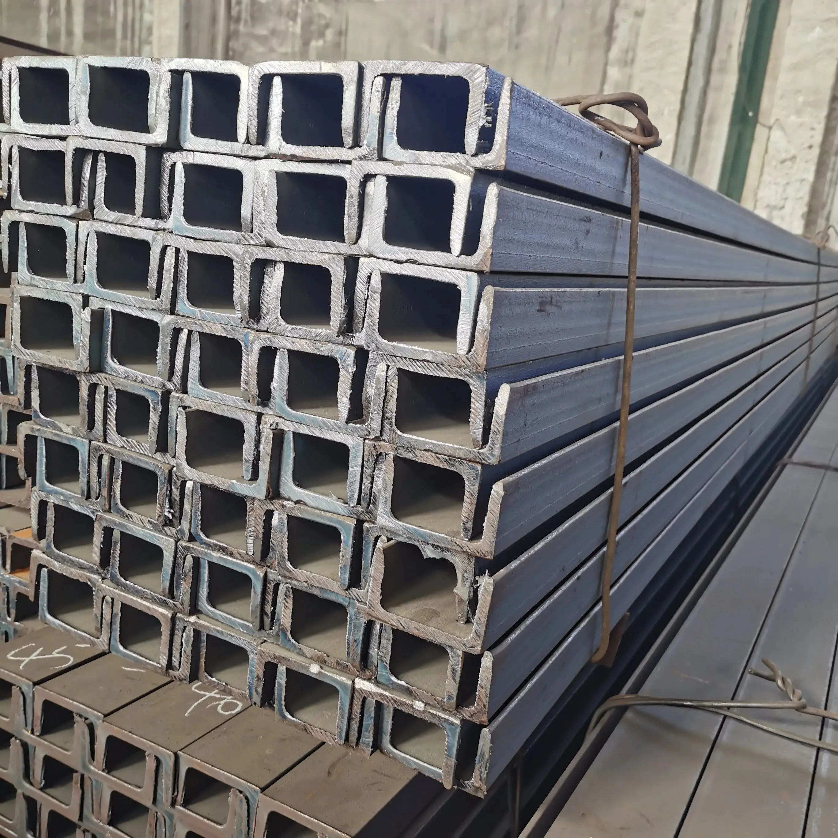 Q195 Q235 Q355, C-shaped Steel Channel_3.jpg